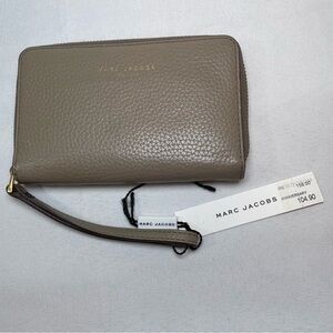 Marc Jacobs Taupe Wristlet Clutch